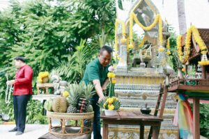 ตั้งศาลพระภูมิ